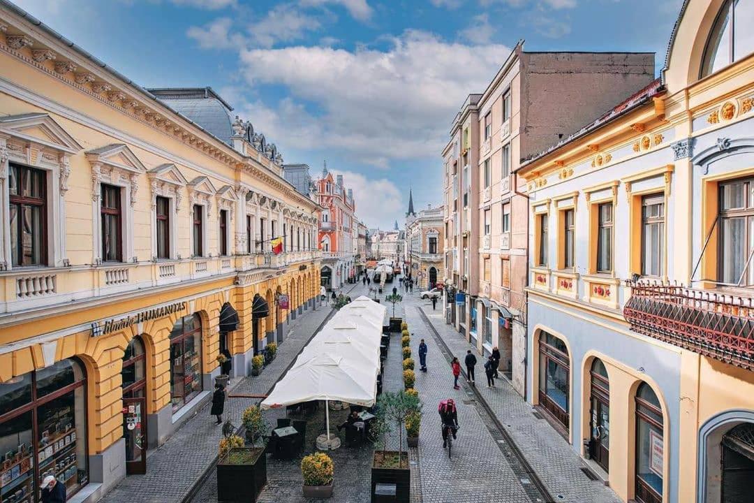 Uvs Central Prime Apartment Oradea Exterior photo